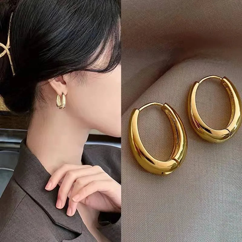 2 pendientes de aro clásicos de metal chapados en oro para mujer, joyería de moda, pendientes de botón de uso diario para niñas.