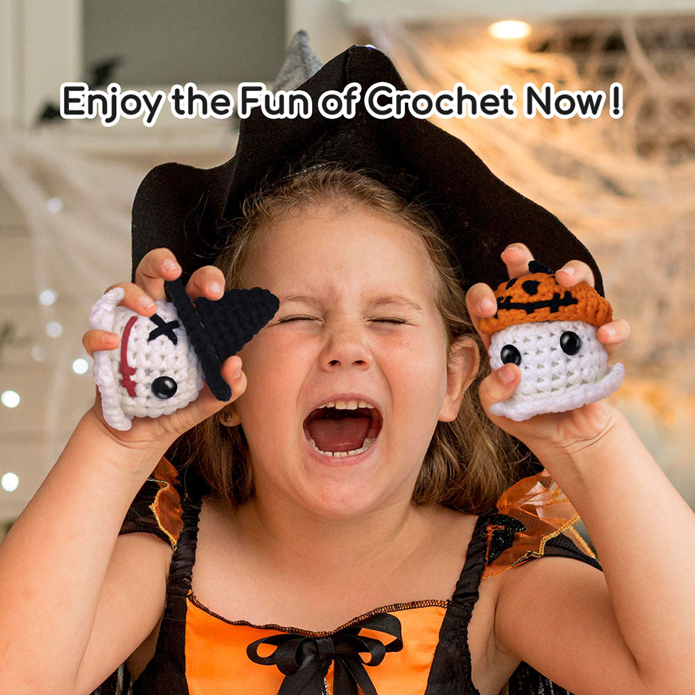 Kit de ganchillo de Halloween para principiantes de NestledCrafts, kit de tejido de amigurumi, con tutoriales en vídeo paso a paso - Grim