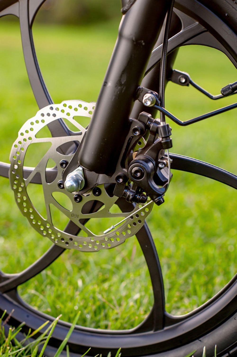 Bicicleta Eléctrica PVY Z20 Pro, Rueda de 20 Pulgadas, Motor de Buje de 250W, Velocidad Máxima 25 km/h, Batería Extraíble de 36V 10.4Ah, Autonomía de 80-100 km, Pantalla LCD - Gris