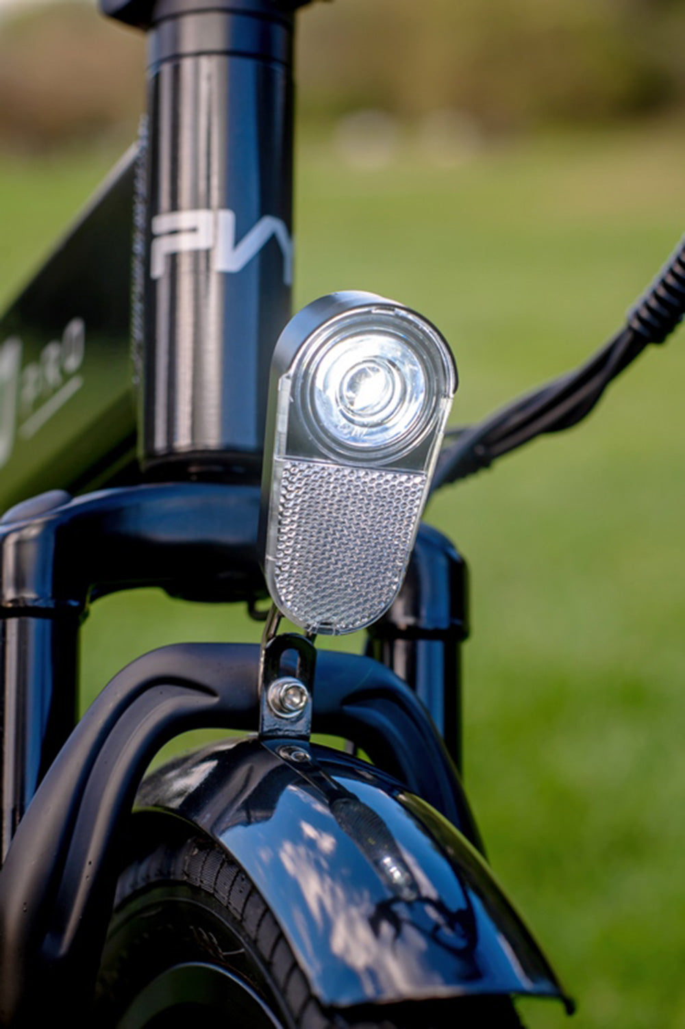 Bicicleta Eléctrica PVY Z20 Pro, Rueda de 20 Pulgadas, Motor de Buje de 250W, Velocidad Máxima 25 km/h, Batería Extraíble de 36V 10.4Ah, Autonomía de 80-100 km, Pantalla LCD - Gris