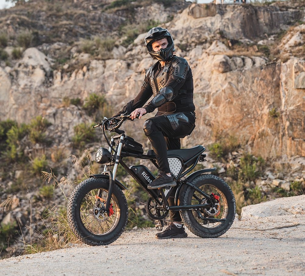 Bicicleta eléctrica Ridstar Q20, motor sin escobillas de 1000 W, neumáticos gruesos de 20 x 4 pulgadas, batería extraíble de 48 V y 20 Ah, velocidad máxima de 30 mph, autonomía máxima de 75 millas, freno de disco hidráulico.